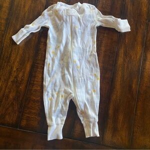 Hanna Andersson Moon and Stars Zipper Sleeper 0-3 Months Gender Neutral